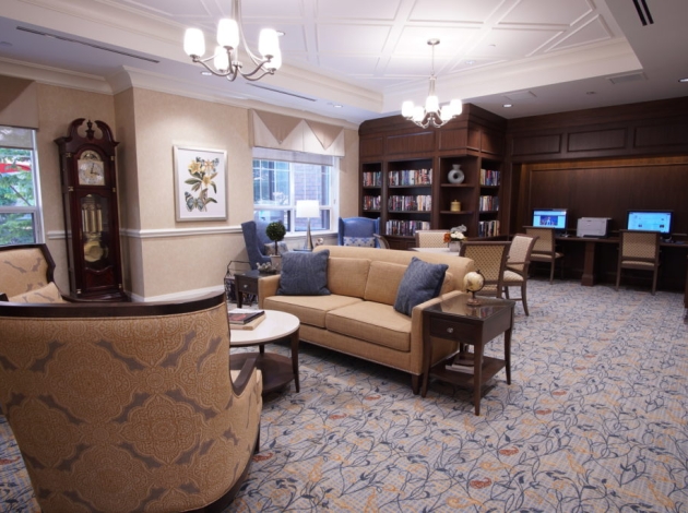 Delmanor Glen Abbey Lounge Oakville