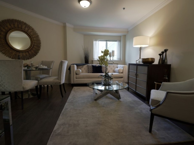 Delmanor Elgin Mills Bedroom Richmond Hill