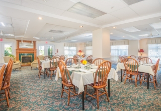 Hawthornce Retirement Dining Room