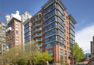 Sidney Manor Outside View