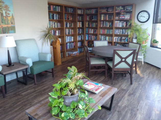 Woodhall Park Retirement Village Hair Salon Brampton Home Library